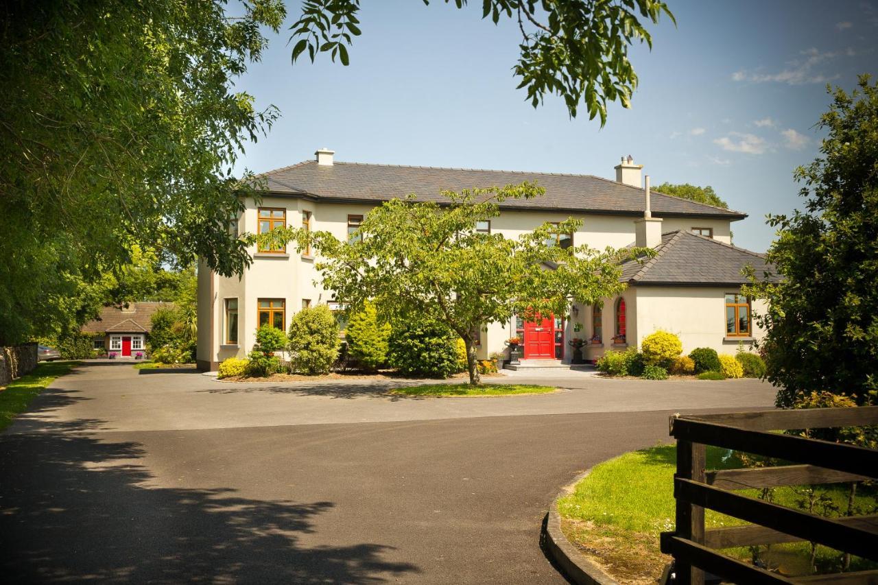 Cahergal Farmhouse B&B Newmarket-on-Fergus Exteriör bild
